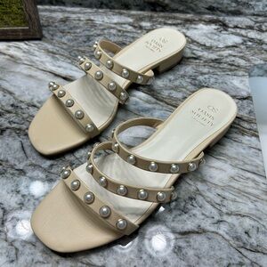 Elegant Cream Pearl-Studded Sandals